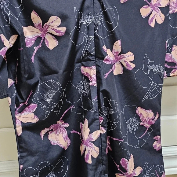 Club Monaco Ruched Blouse Shirt Floral Black V neck Fuchsia Zipper size S - Picture 8 of 8